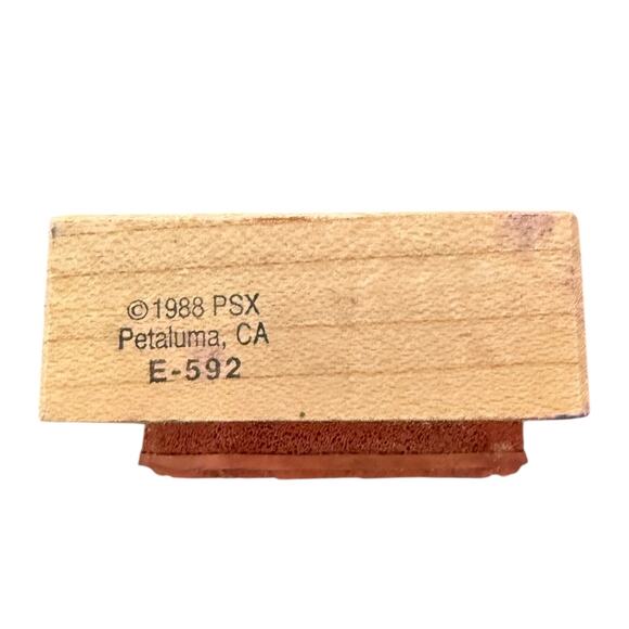 PSX E-592 Vintage 1988 Sewing Kit In A Basket Rubber Stamp - Picture 2 of 3